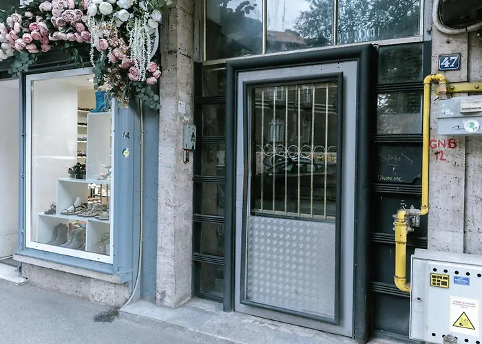 Apartment View Armeneasca *